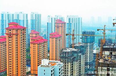 小工厂倒闭,大量农民工被迫返乡,农民工陷入进退两难的境地!